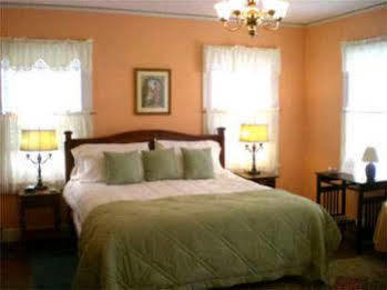 Oak Manor Inn Hartsville Exteriör bild