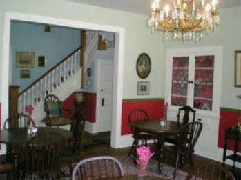 Oak Manor Inn Hartsville Exteriör bild